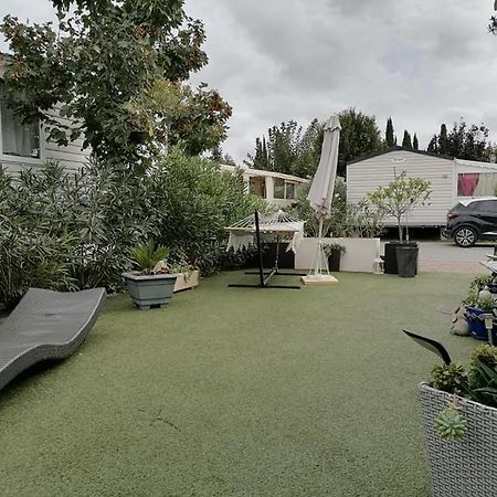 Hotel Camping Le Montourey Azur 78 Fréjus Zewnętrze zdjęcie