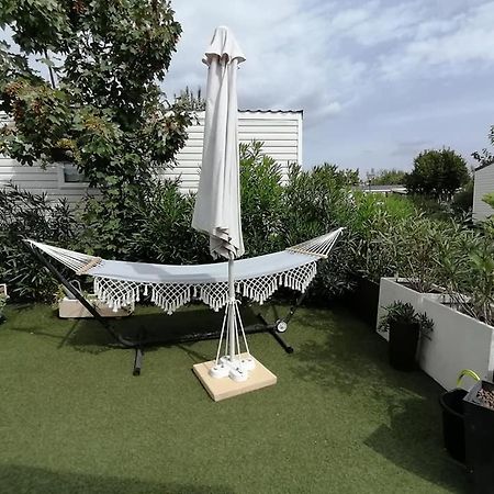 Hotel Camping Le Montourey Azur 78 Fréjus Zewnętrze zdjęcie