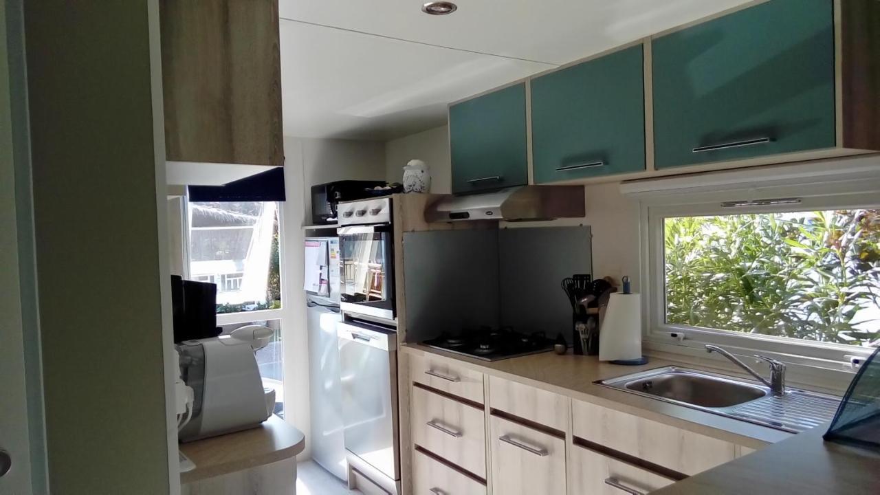 Hotel Camping Le Montourey Azur 78 Fréjus Zewnętrze zdjęcie