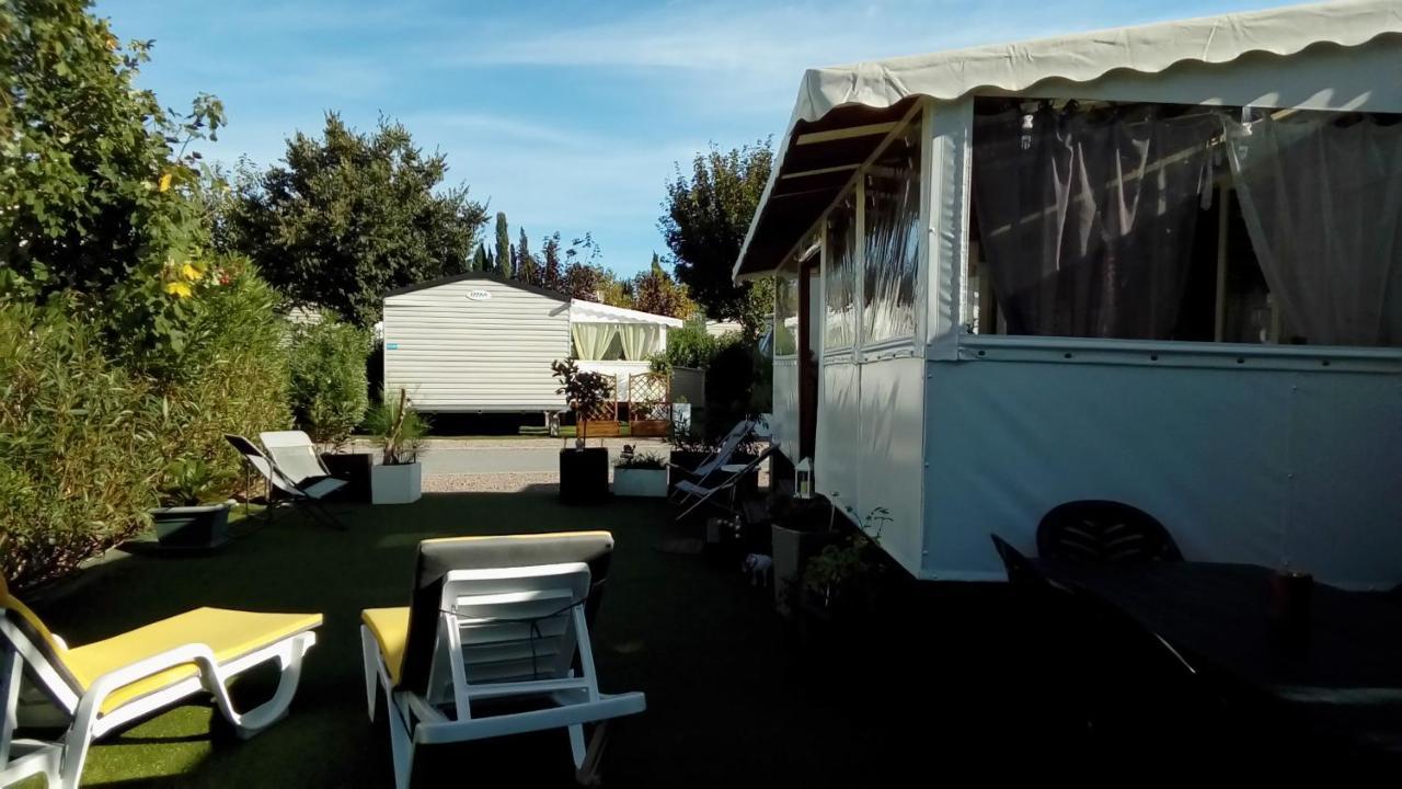 Hotel Camping Le Montourey Azur 78 Fréjus Zewnętrze zdjęcie
