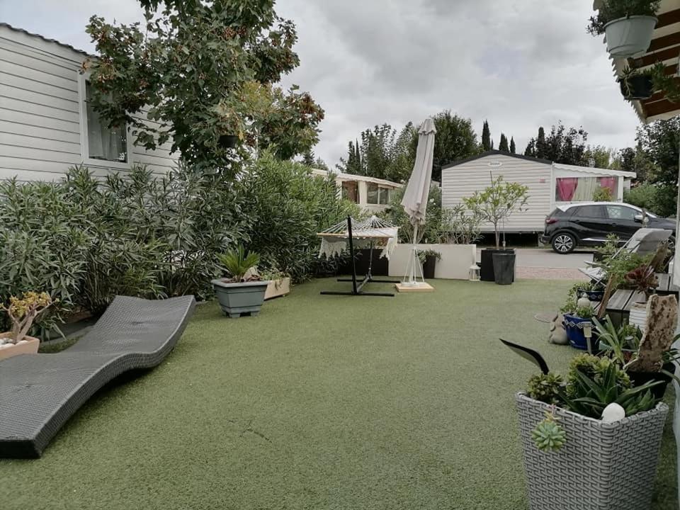 Hotel Camping Le Montourey Azur 78 Fréjus Zewnętrze zdjęcie